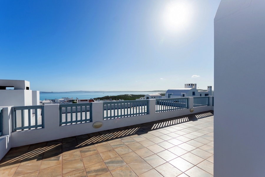 5 Bedroom Property for Sale in Paradise Beach Western Cape